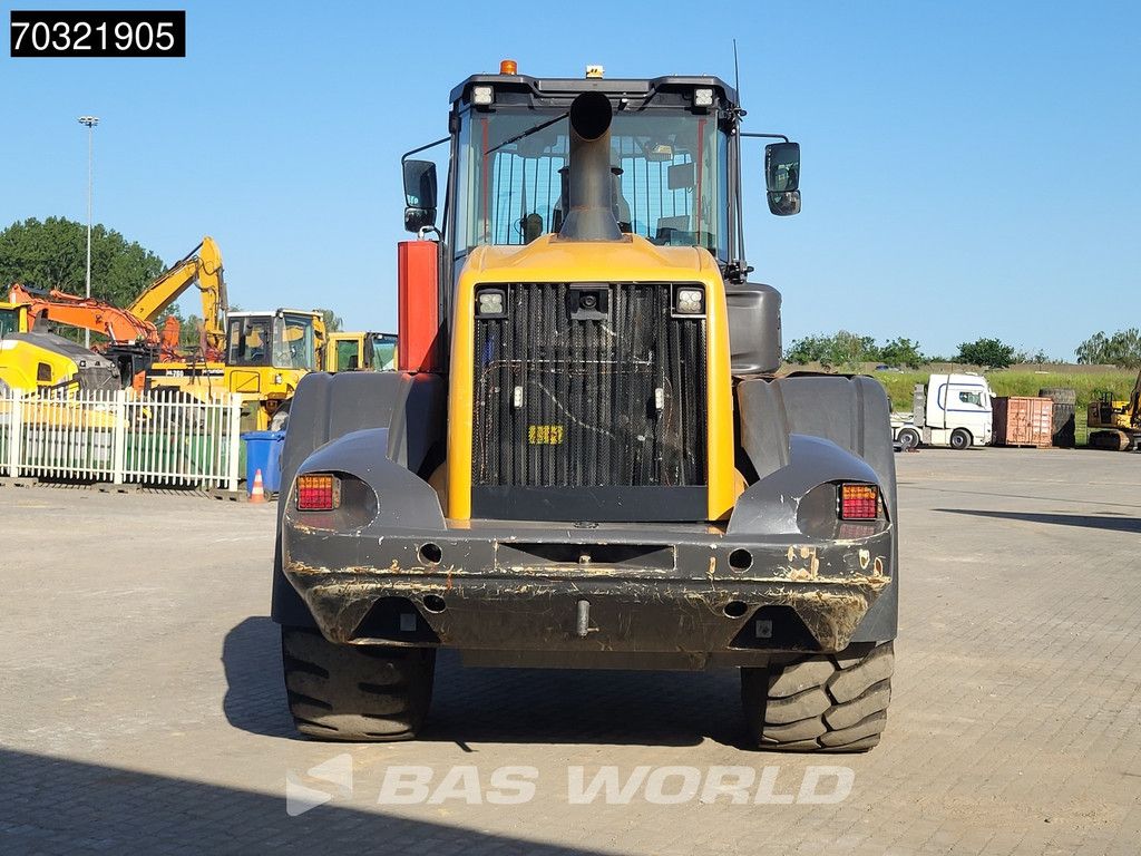 Case 921 G XR HIGH TIP BUCKET
