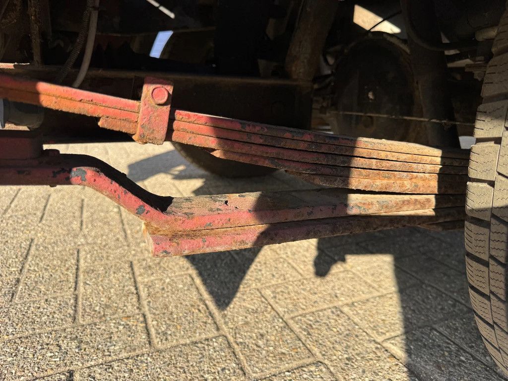 Toyota LANDCRUISER **RECOVERY TRUCK-WINCH**