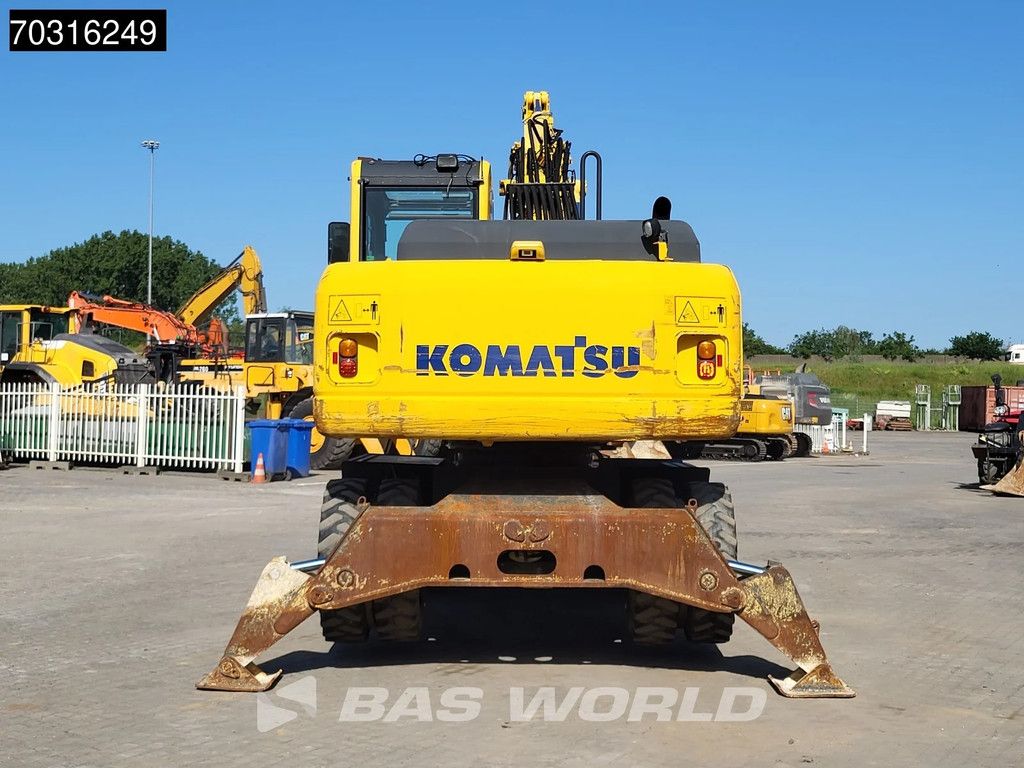 Komatsu PW180 -7E0 OUTRIGGERS + BLADE