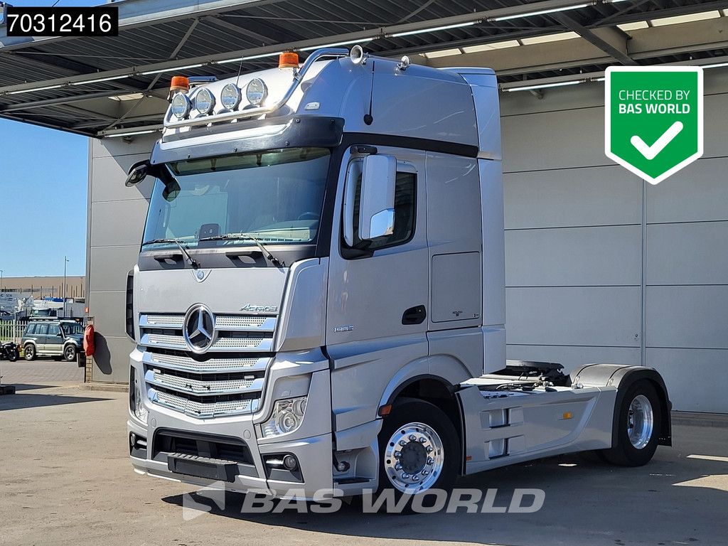 Mercedes Actros 1963 4X2 Gigaspace Retarder Hydraulic Alcoa's Full-Air Xenon Navi ACC Leder