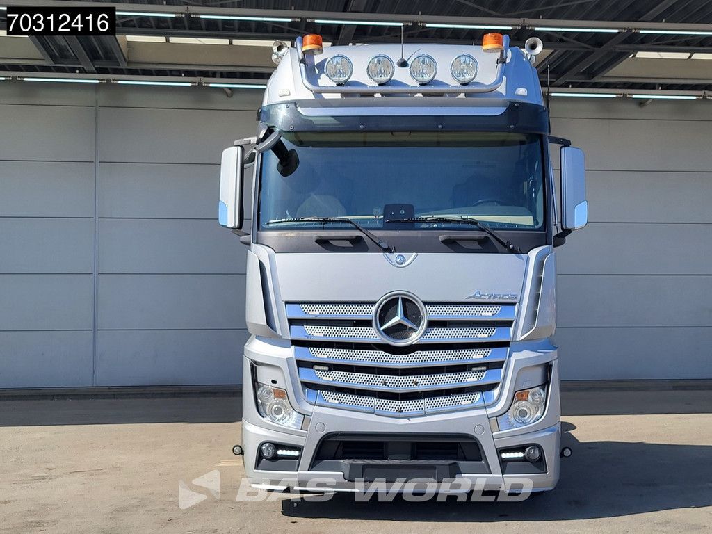 Mercedes Actros 1963 4X2 Gigaspace Retarder Hydraulic Alcoa's Full-Air Xenon Navi ACC Leder