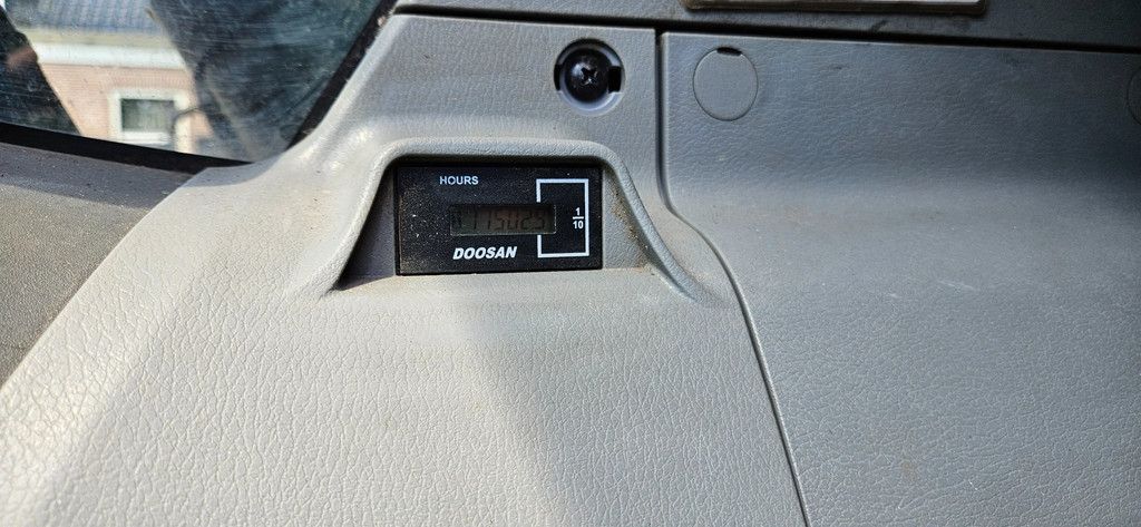 Doosan DX255 LC 5