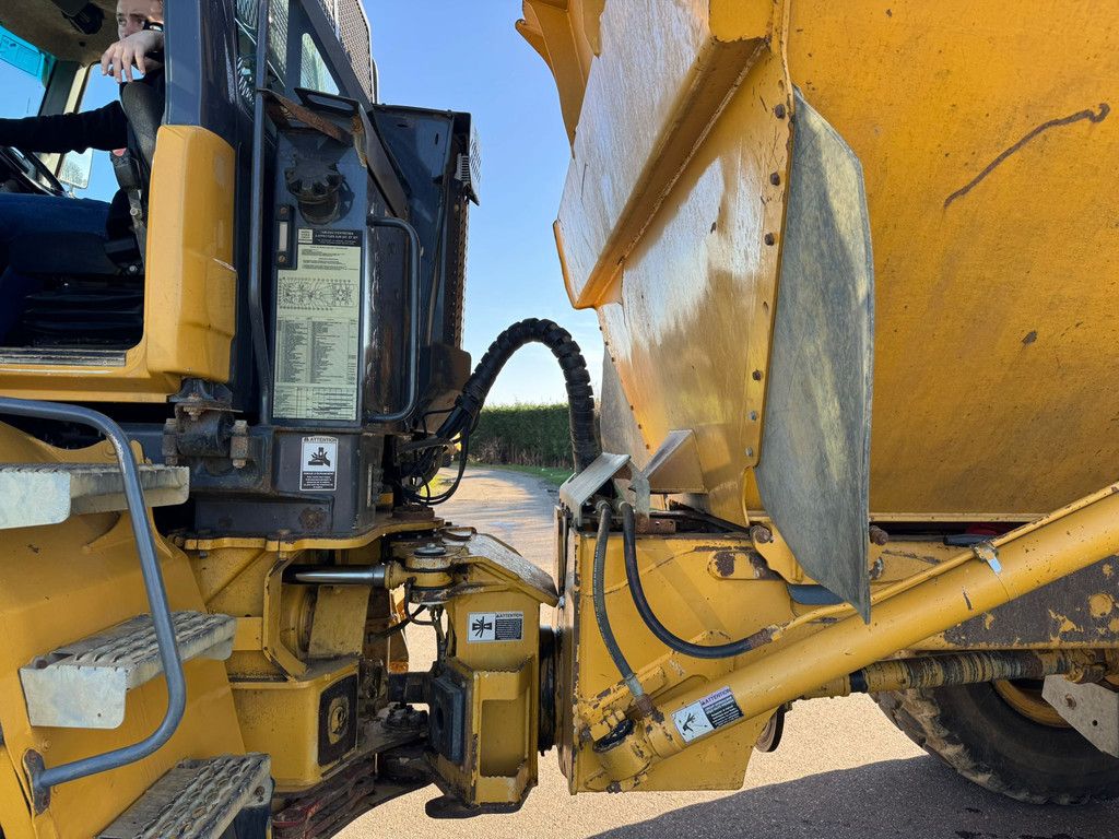 Bell B30D