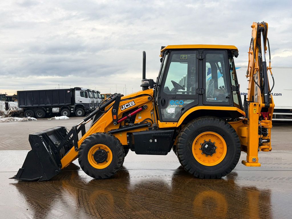 JCB 3DX 4x4 Telescopic boom, 6-1 bucket, AC Cabin Hammerlines