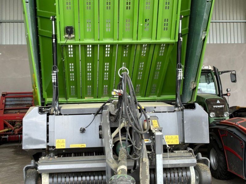 Fendt Tigo 75 VR mit ganz großer Bereifung 800/45 R30,5 und Topausstat