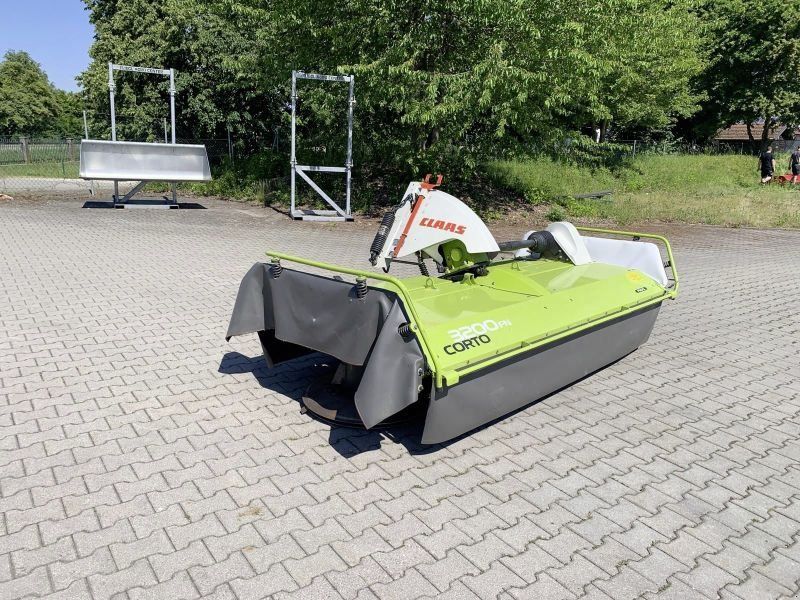 Claas CORTO 3200 FN