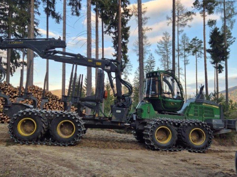 John Deere 1110 G mit Traktionswinde