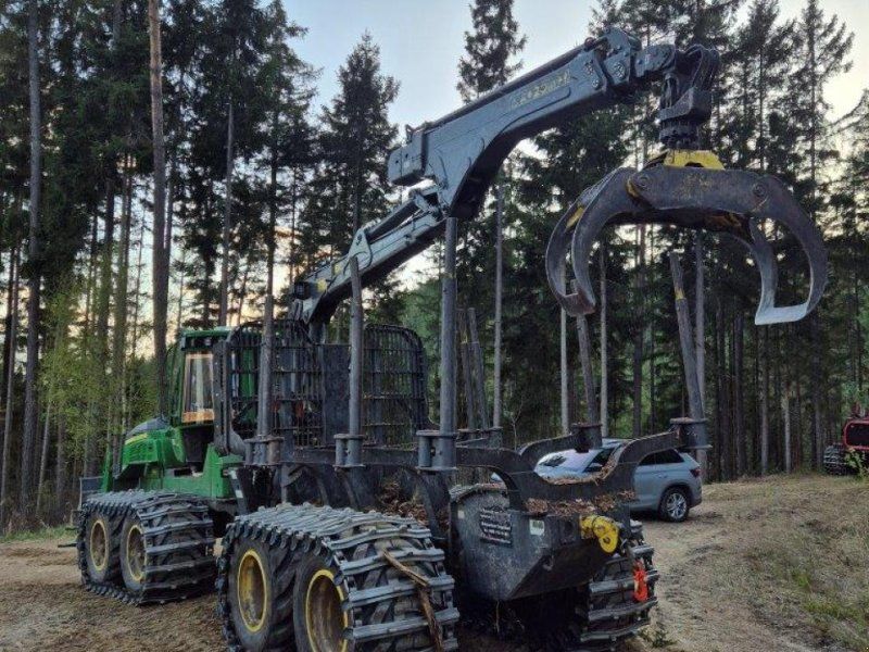 John Deere 1110 G mit Traktionswinde