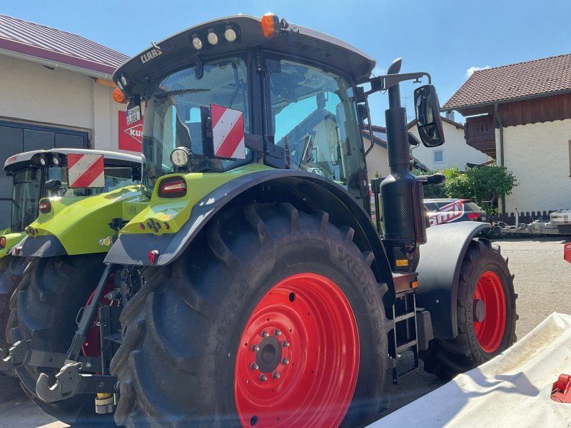 Claas Arion 550 CMATIC CEBIS