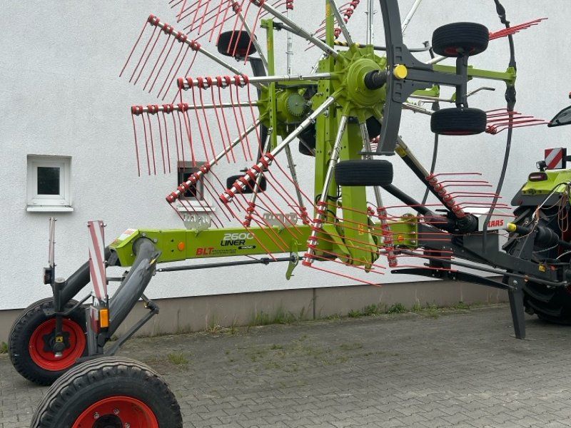 Claas Liner 2600 Trend