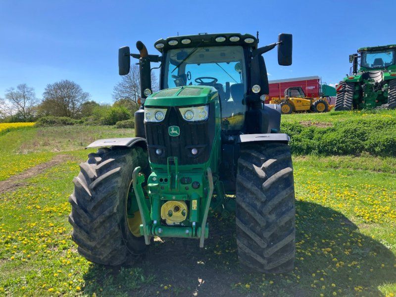 John Deere 6250R