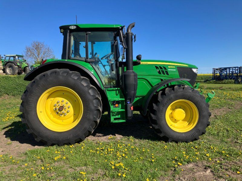 John Deere 6145M