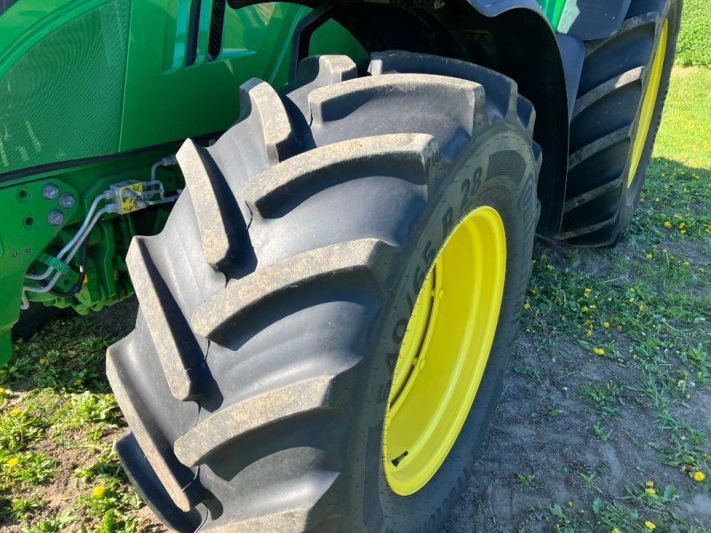 John Deere 6145M