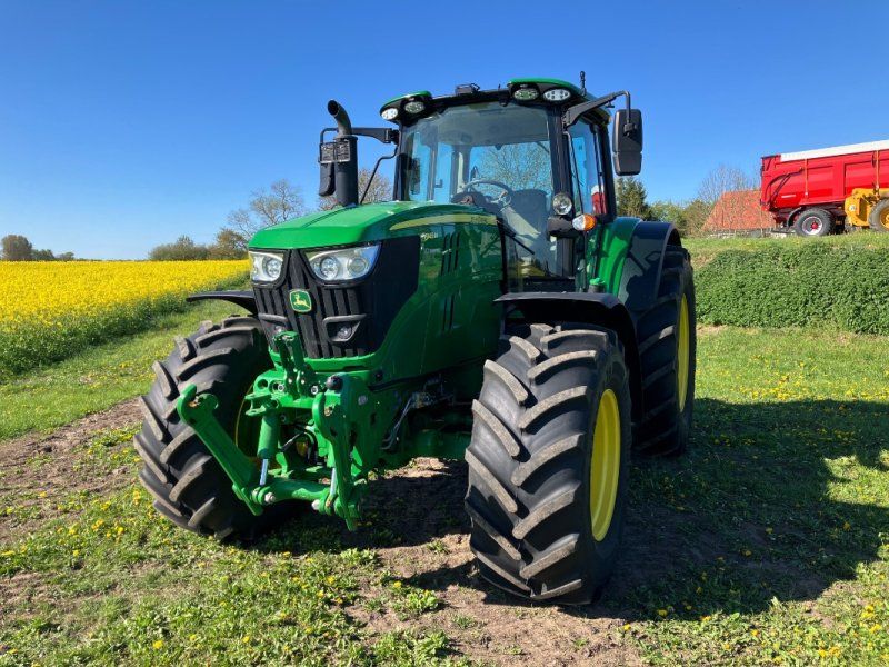 John Deere 6145M