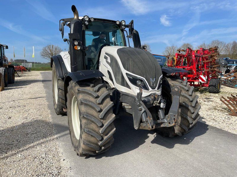 Valtra T254   Preisreduziert