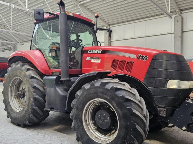 Case IH Magnum 310