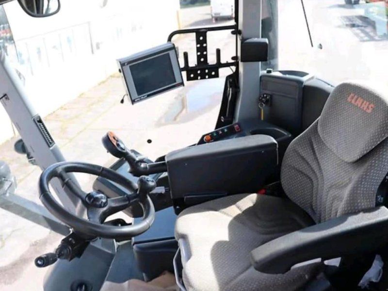 Claas Xerion 3800 Trac VC
