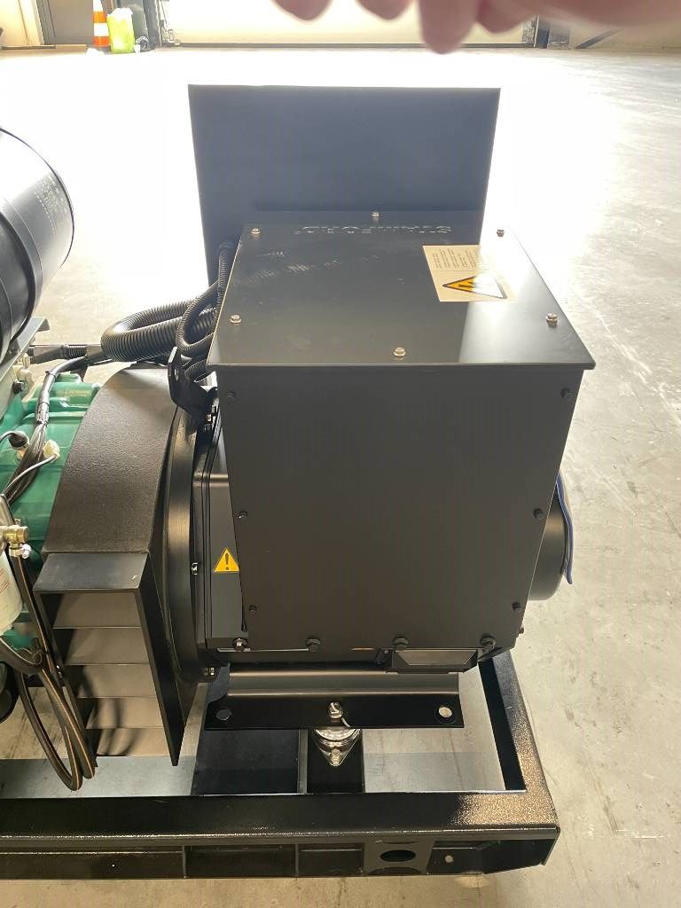 Cummins 6BT5.9-GM83 - 100 kVA Marine Generator - DPX-19751