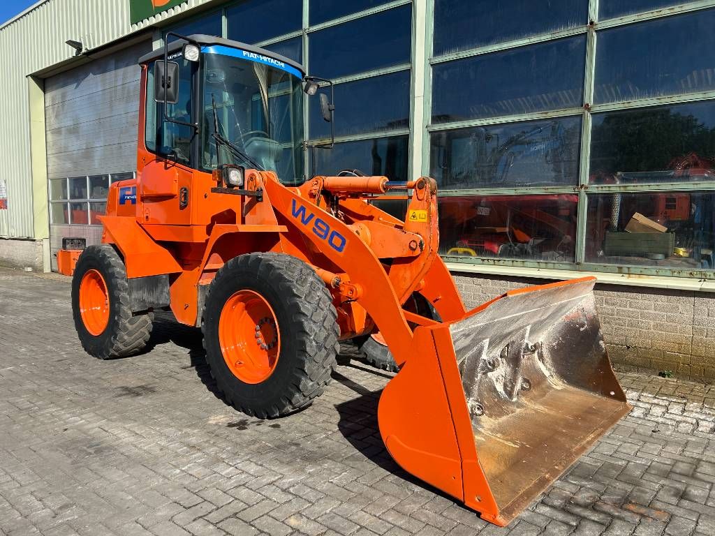 Fiat-Hitachi W90 A