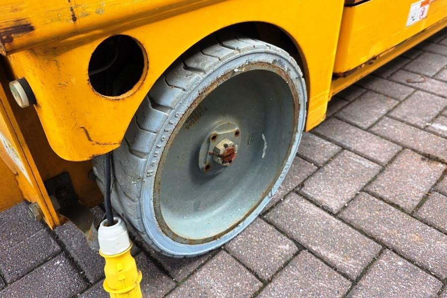 Haulotte Compact 10N Electric, 10m Working Height, 230kg Ca
