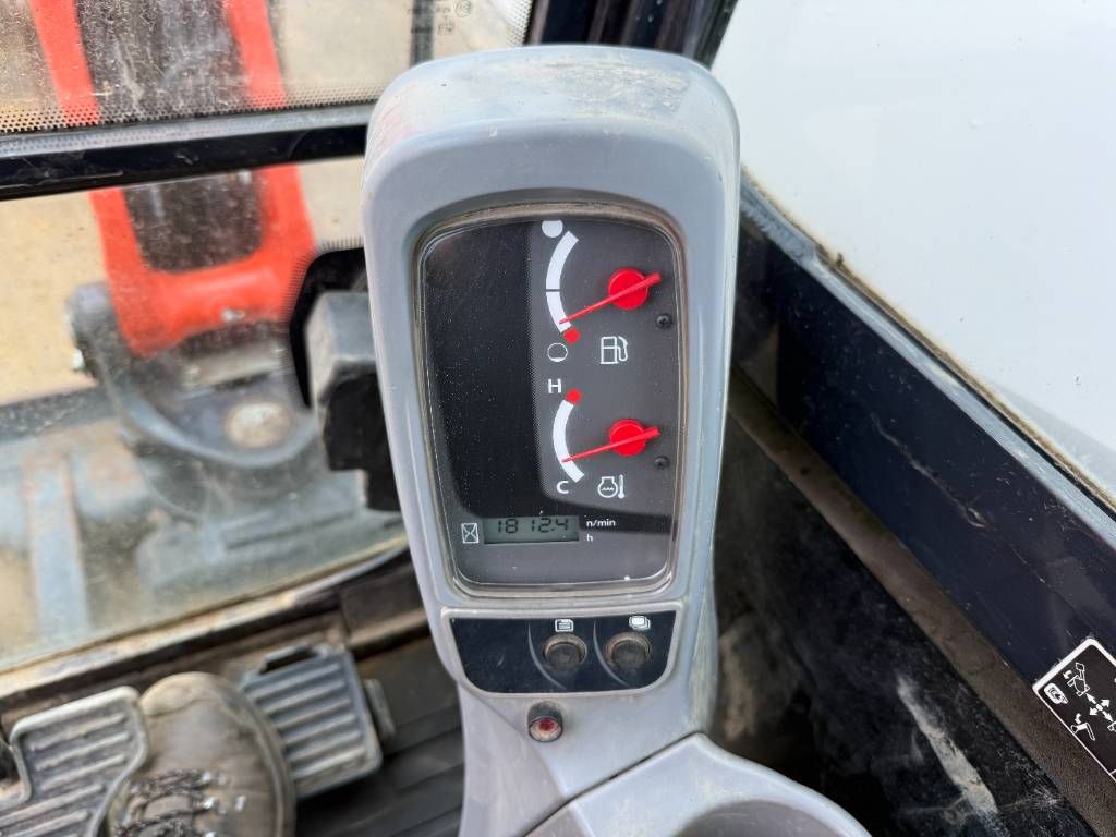 Kubota KX027-4 - Hammer Lines / Quick Coupler