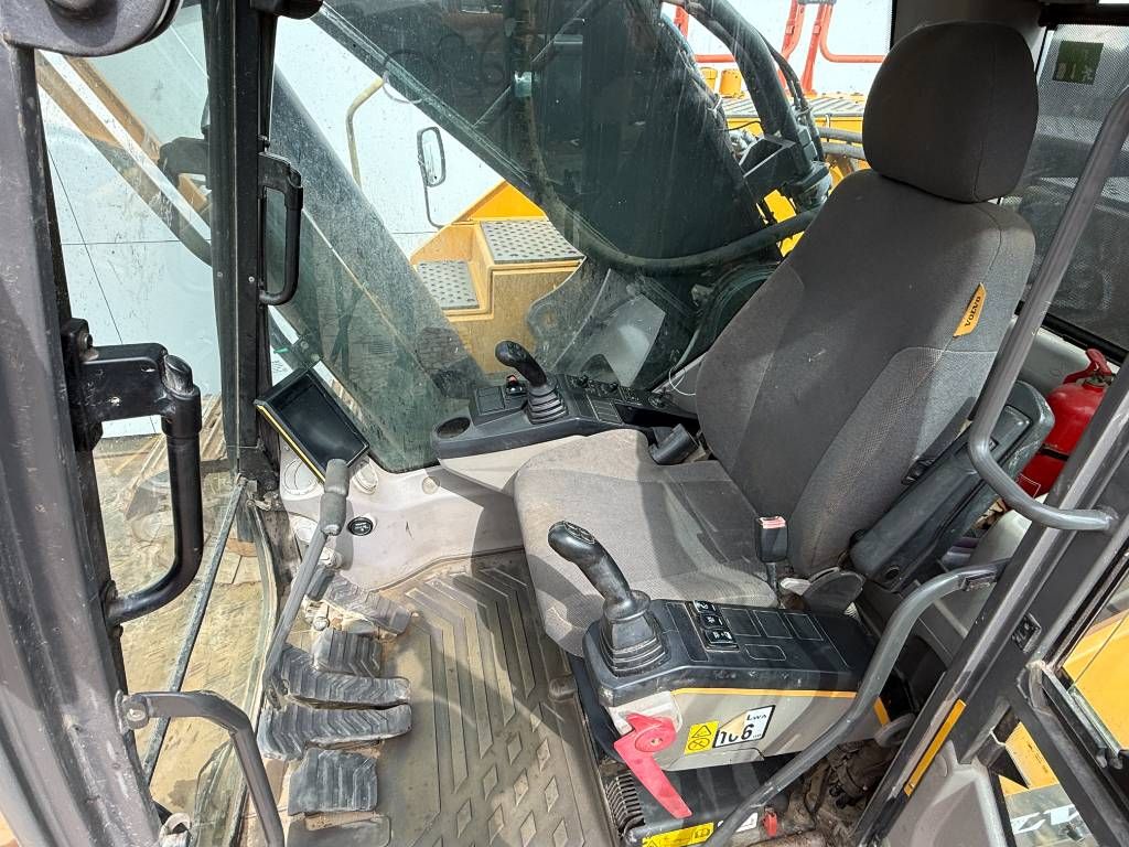 Volvo EC480EL - Top Condition! Rear + Side Camera