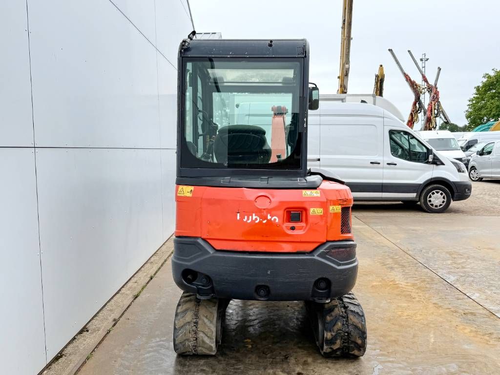 Kubota KX027-4 - Hammer Lines / Quick Coupler