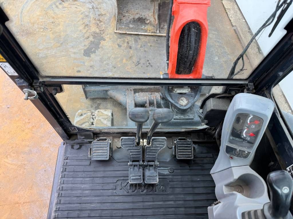 Kubota KX027-4 - Hammer Lines / Quick Coupler