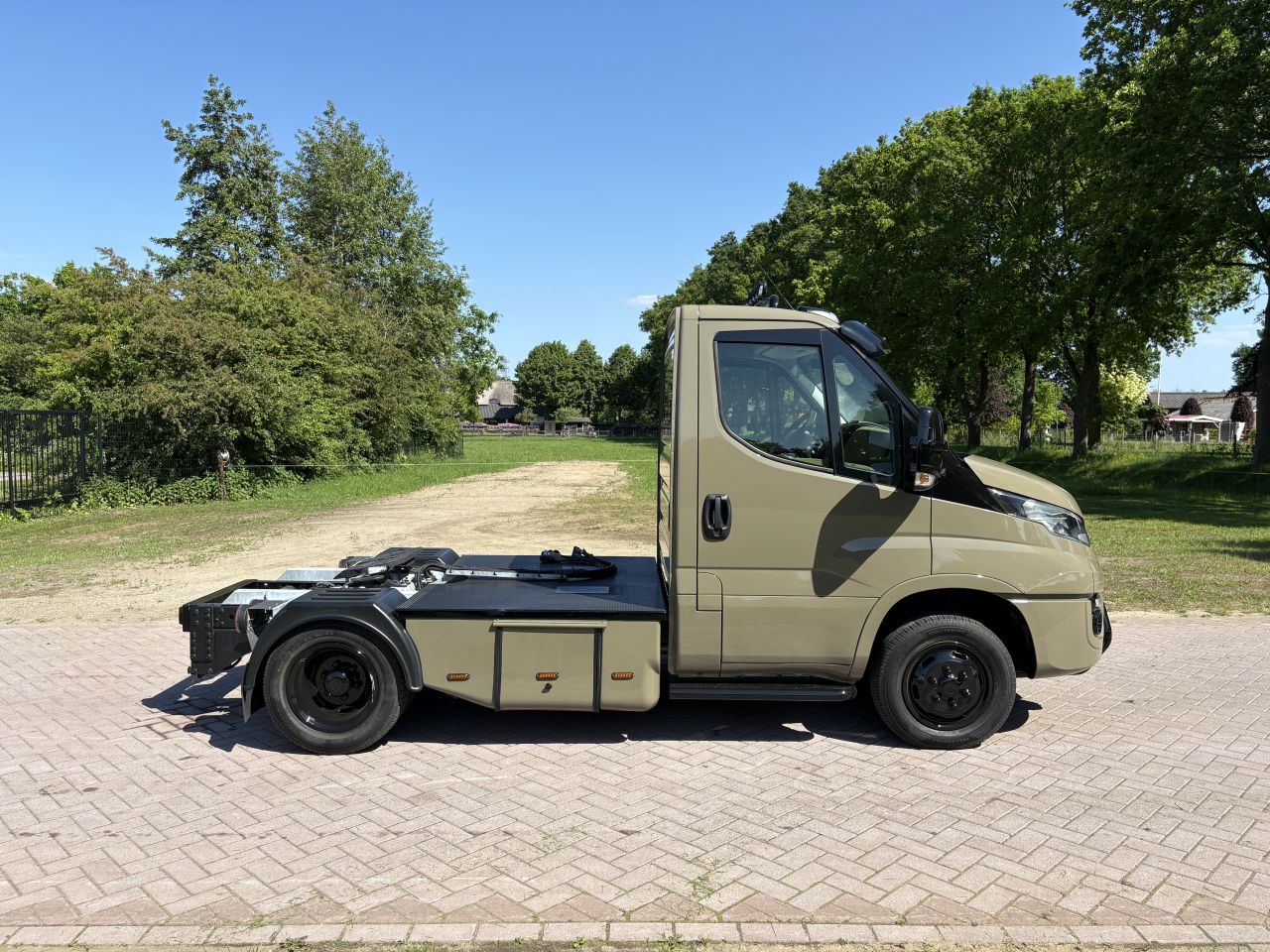 Be trekker Iveco Daily 40C18 Hi Matic automaat euro 6 (105.900KM