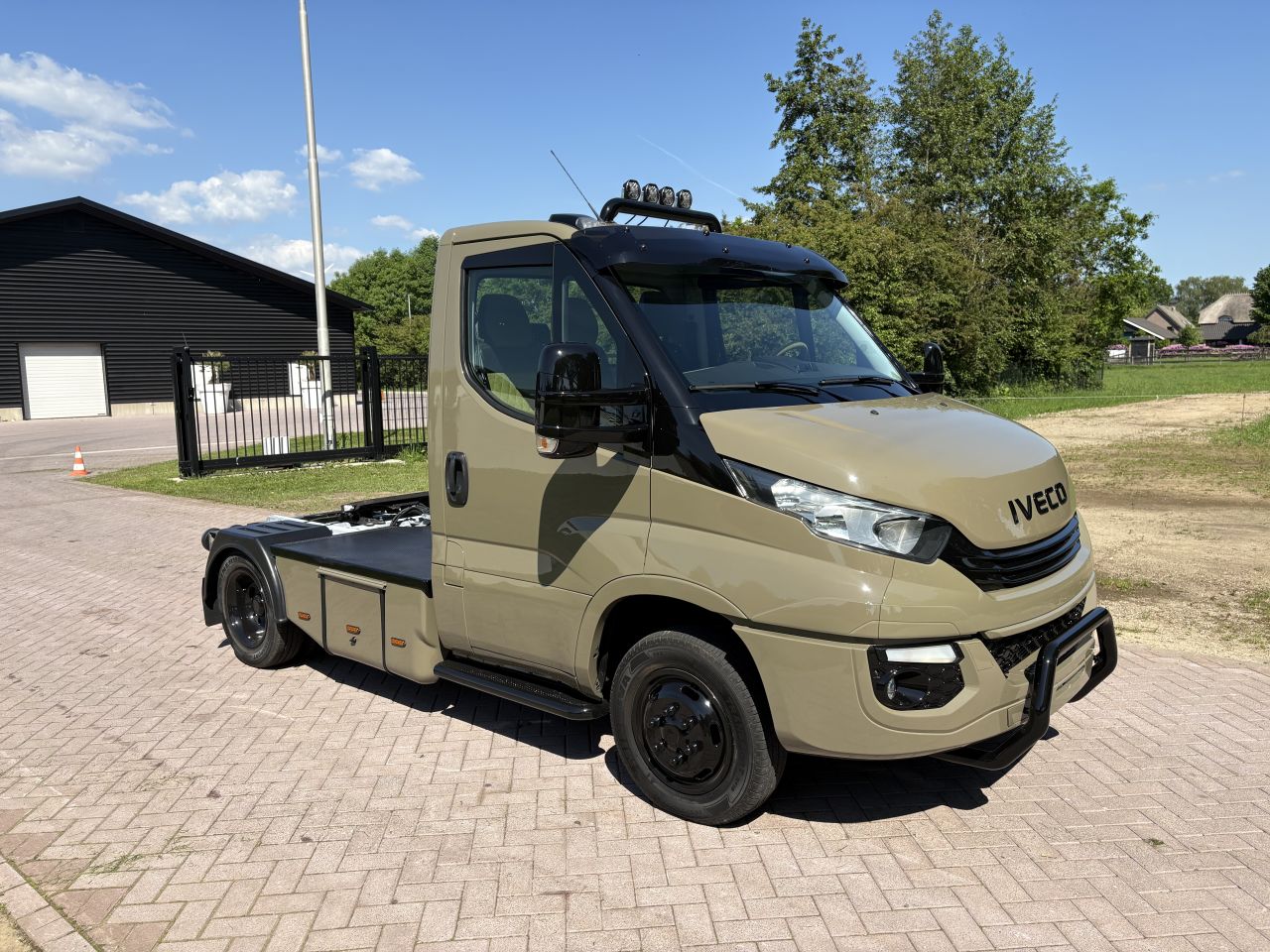 Be trekker Iveco Daily 40C18 Hi Matic automaat euro 6 (105.900KM