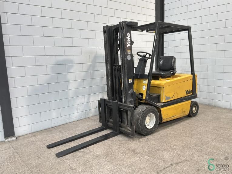 Forklifts Electric Yale ERP 30 ALF 2002