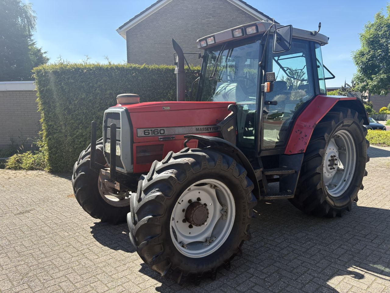 Massey Ferguson 6160