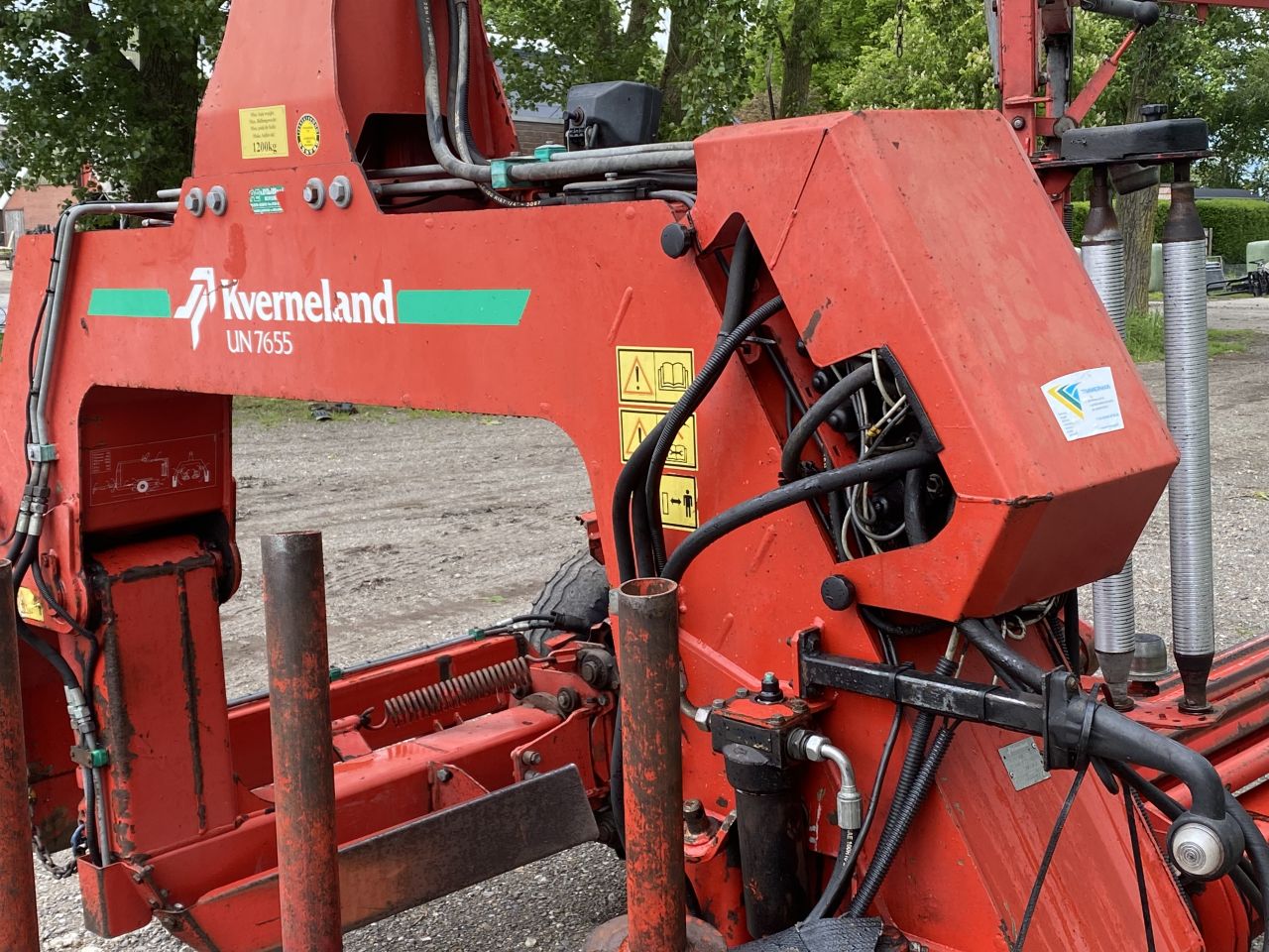 KVERNELAND 7655 vierkante balenwikkelaar