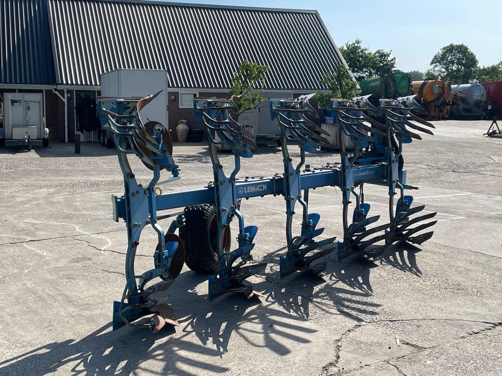 Lemken 8v 5 n 100 juwel 8 ploeg