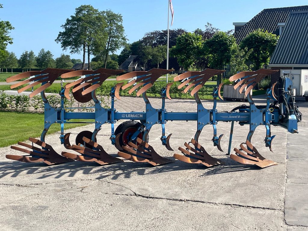 Lemken 8v 5 n 100 juwel 8 ploeg