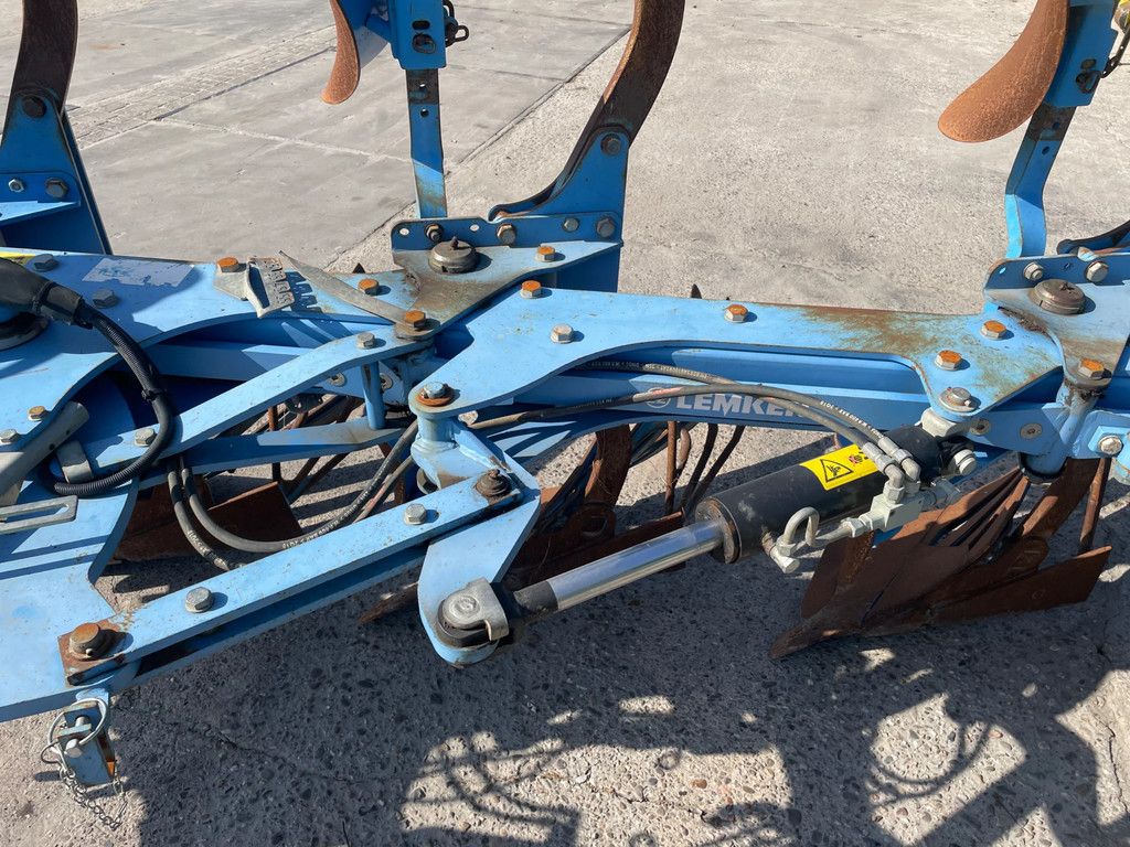 Lemken 8v 5 n 100 juwel 8 ploeg