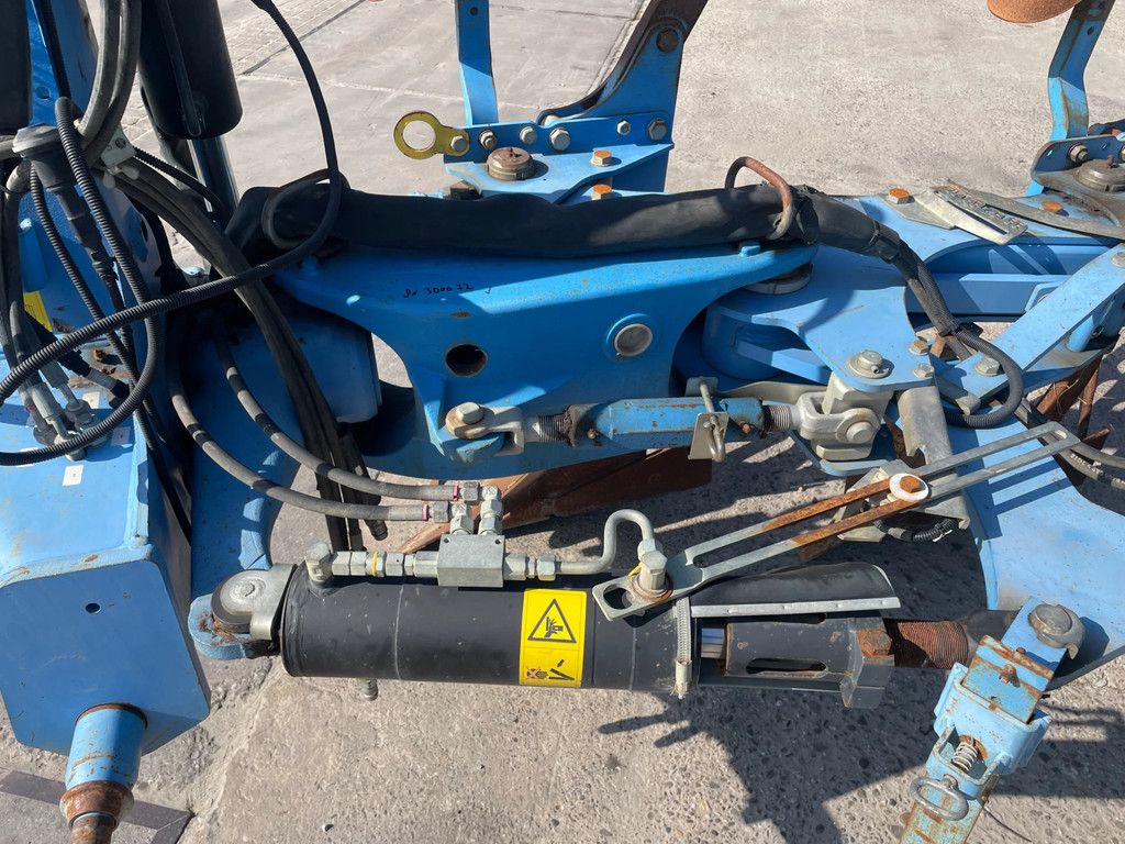Lemken 8v 5 n 100 juwel 8 ploeg