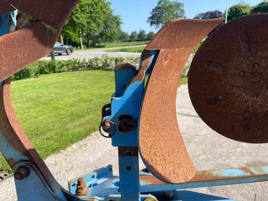 Lemken 8v 5 n 100 juwel 8 ploeg
