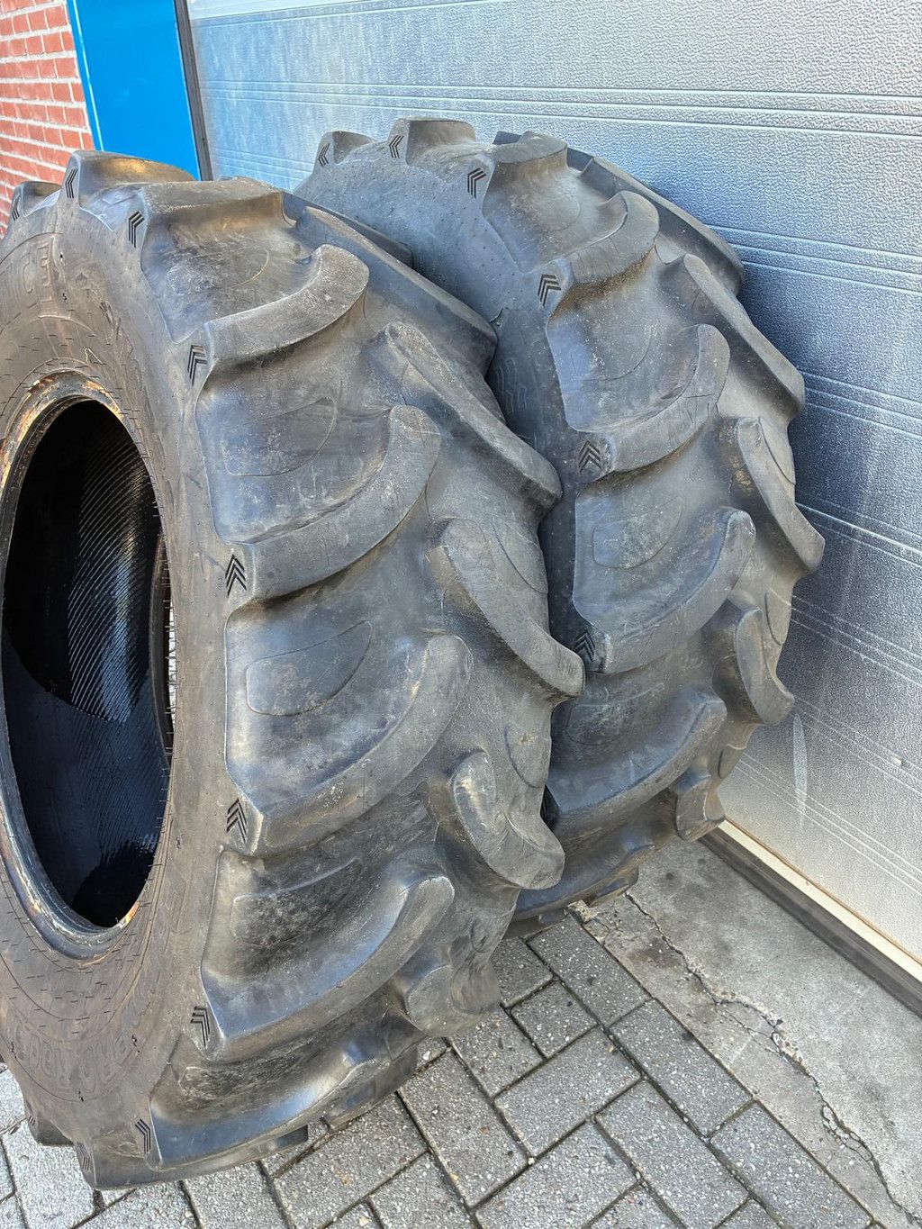 Alliance 420/70R28 Banden