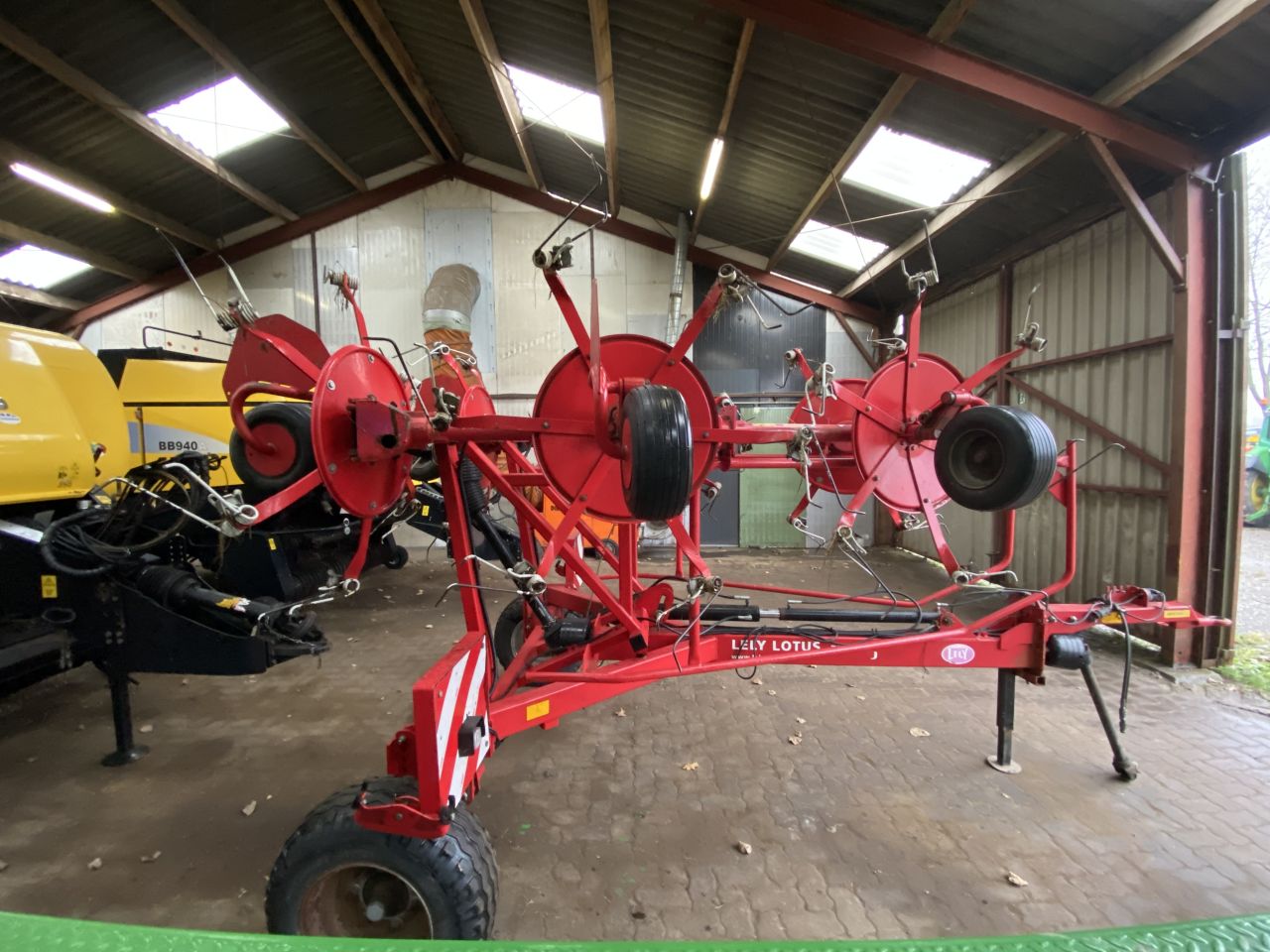 LELY LOTUS 770 P met transport onderstel - trekhaak