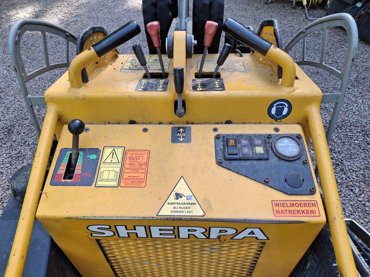 Sherpa 100 skidsteer, schranklader, wiellader
