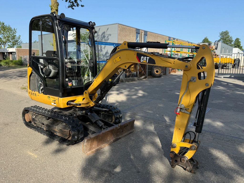 Caterpillar 302.4D