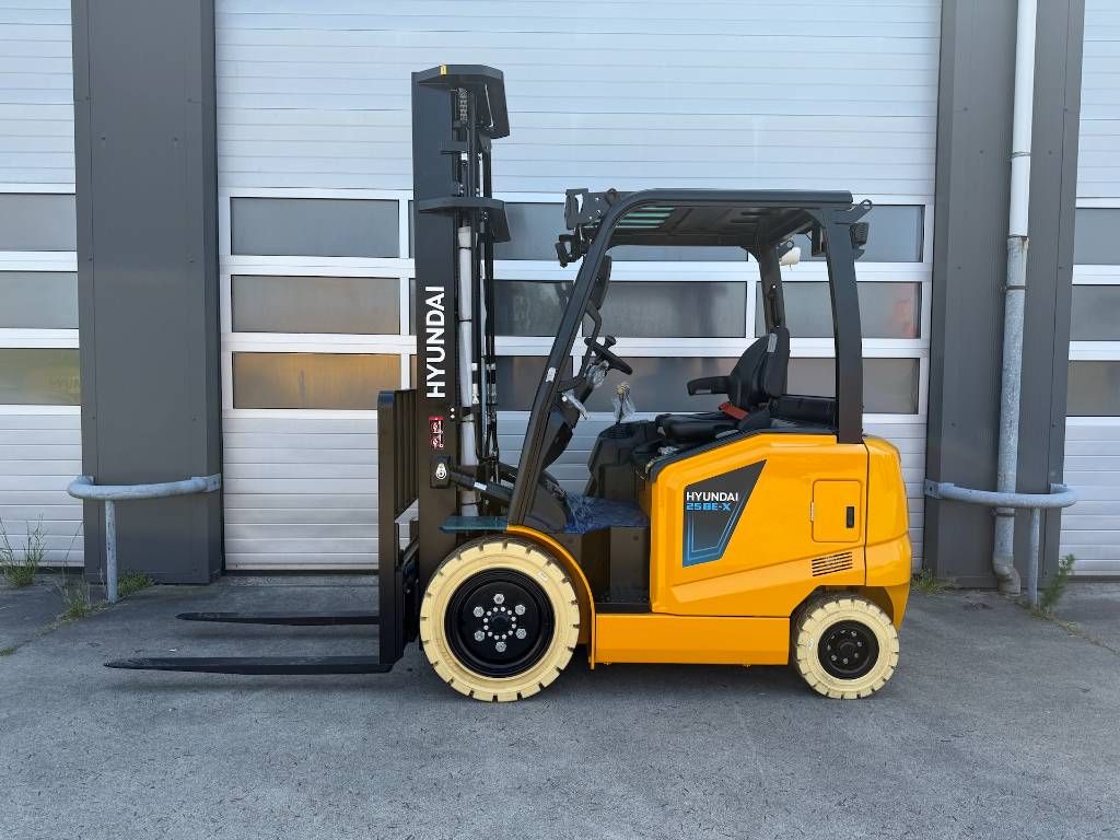 Hyundai 2.5 ton elektrische heftruck 25BE-X 6M 3-delig