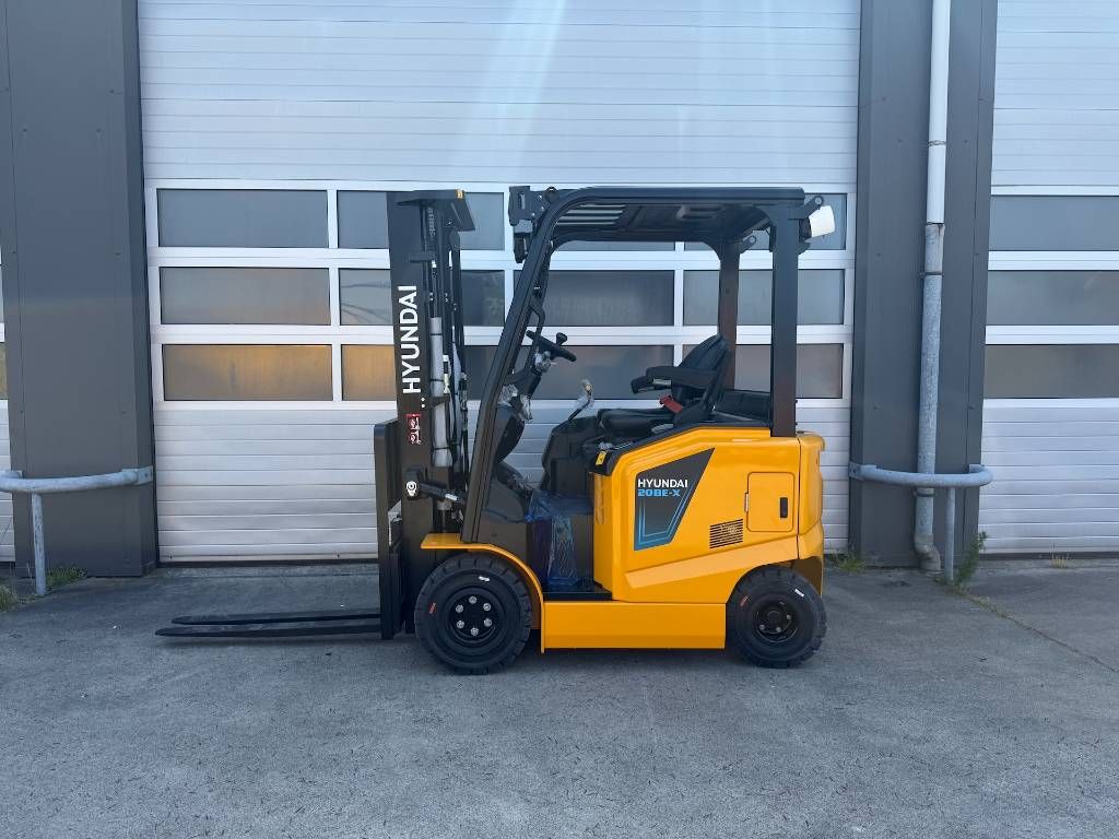 Hyundai 20BE-X elektrische heftruck 3-delige 4700mm mast t