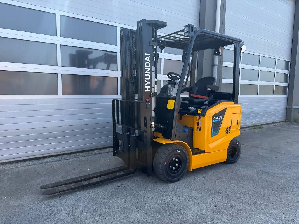 Hyundai 20BE-X elektrische heftruck 3-delige 4700mm mast t