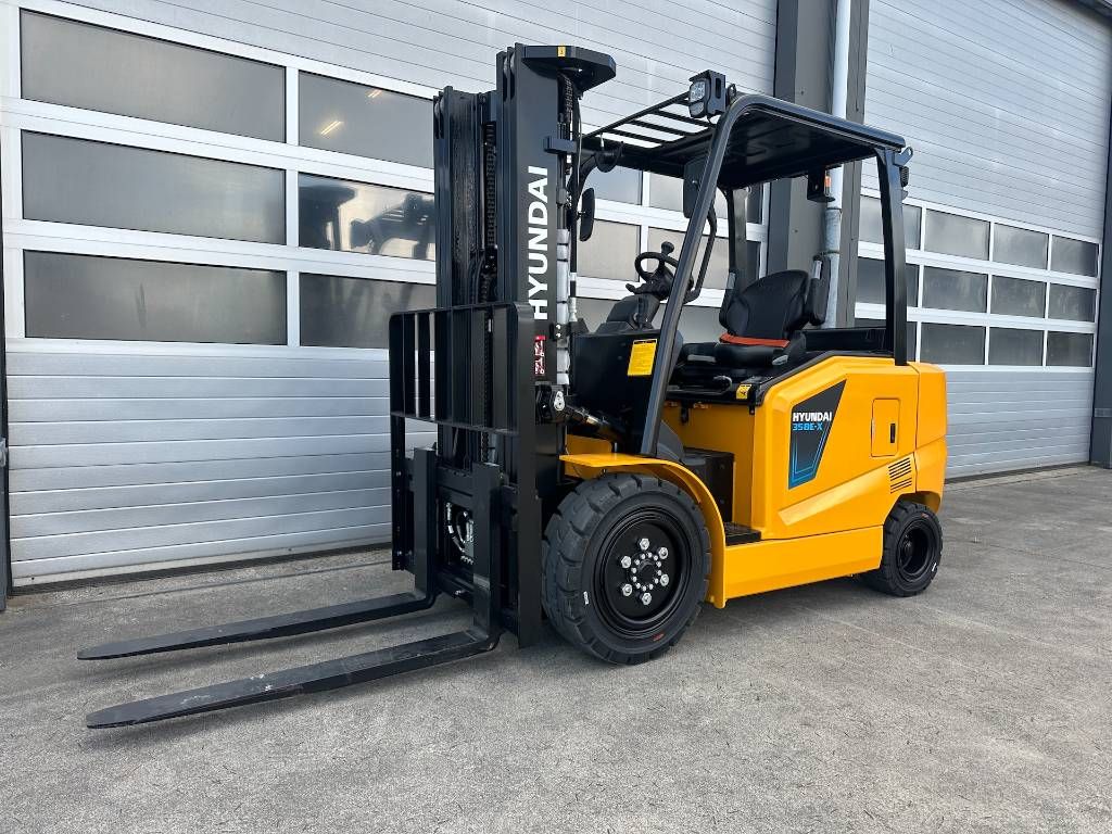Hyundai 35BE-X elektrische heftruck 3-delige 4700mm mast t