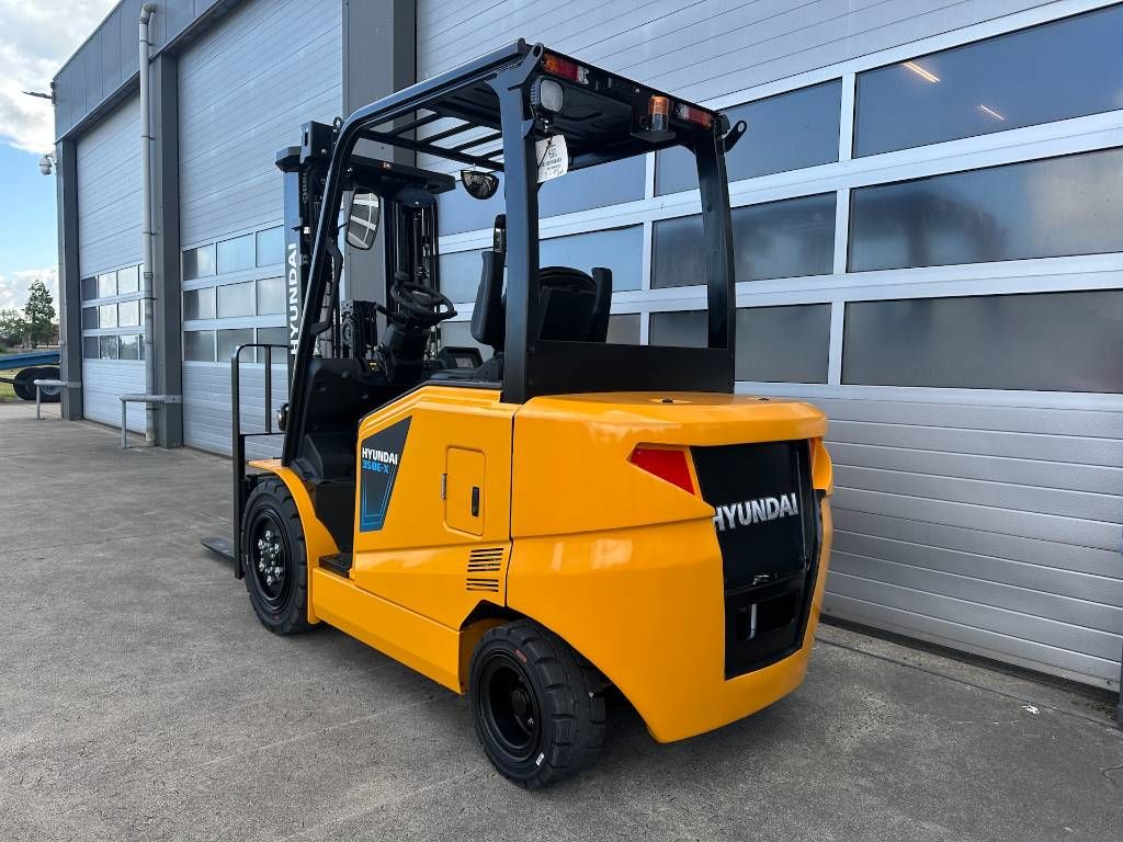 Hyundai 35BE-X elektrische heftruck 3-delige 4700mm mast t