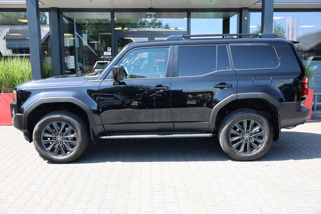 Toyota Landcruiser 250 2.8 D-4D 5DRS PROFESSIONAL A/T VAN