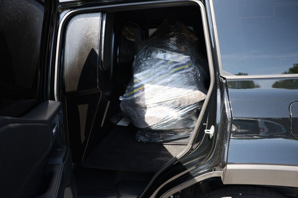 Toyota Landcruiser 250 2.8 D-4D 5DRS PROFESSIONAL A/T VAN