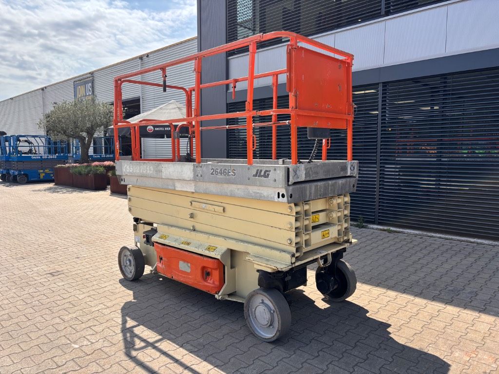 JLG 2646 ES